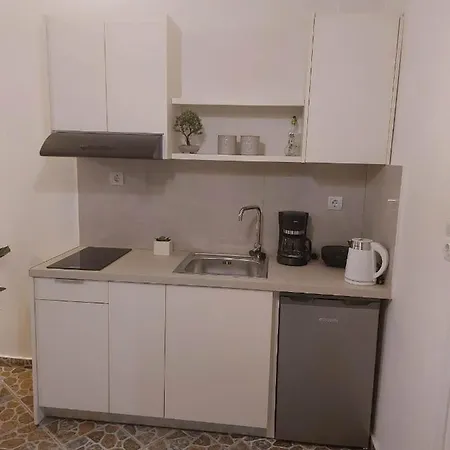 Four Seasons Apartment
